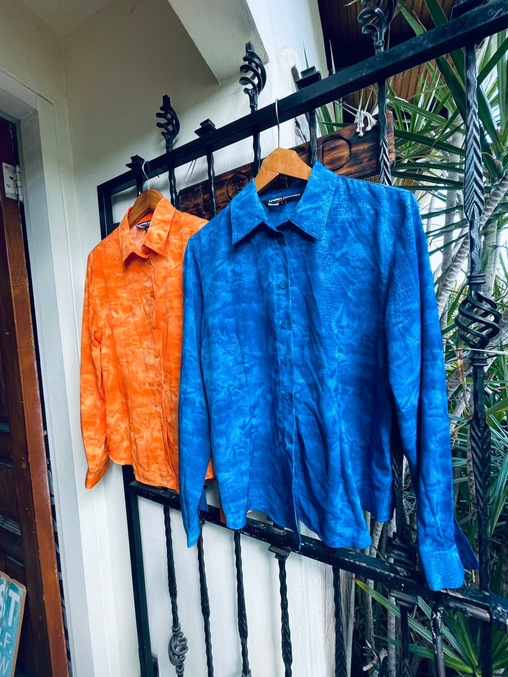 “Lauren Picazzo” button-down collared shirts
