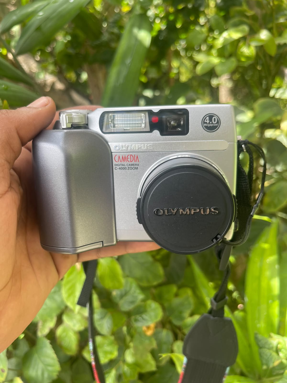 Olympus Camedia C-4000 Zoom